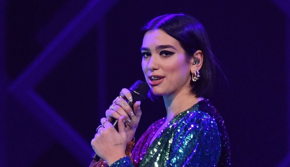 La cantante Dua Lipa compartió en Instagram unas fotos que impresionaron a miles de sus seguidores. (AFP)