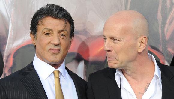 Sylvester Stallone señaló que no puede comunicarse con Bruce Willis (Foto: AFP)