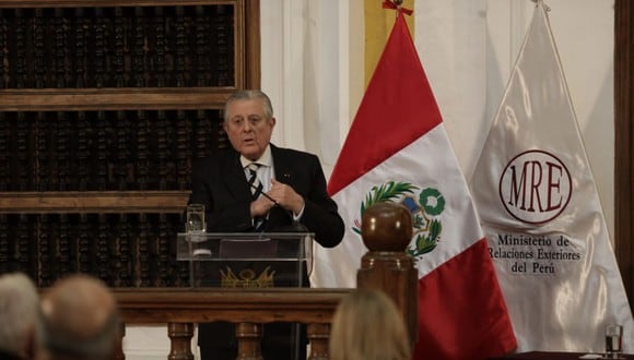 El canciller Óscar Maúrtua reemplazó a Héctor Béjar como ministro de Relaciones Exteriores. (Foto: Anthony Niño de Guzmán / @photo.gec)