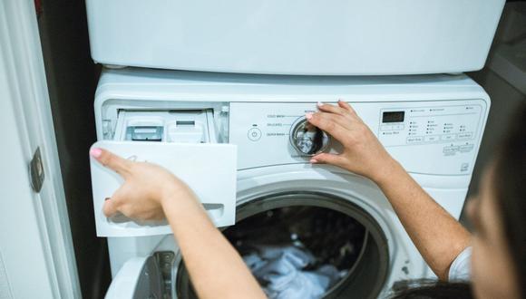 Si limpias de manera regular la lavadora hay menos probabilidades de que se estropee el electrodoméstico. (Foto: RODNAE Productions / Pexels)