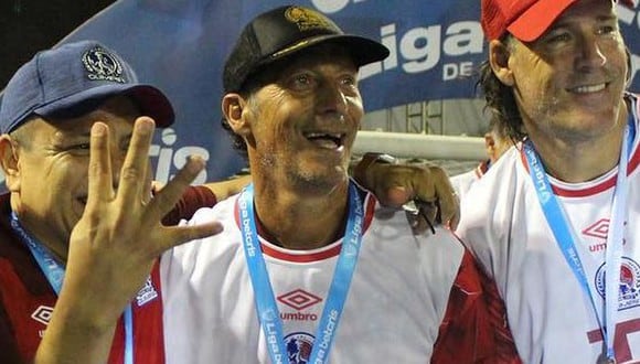 Pedro Troglio dirigirá a San Lorenzo tras salir campeón en Honduras con Olimpia. (Foto: Club Olimpia Deportivo)