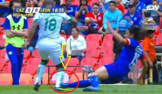 Pedro Aquino sufrió brutal falta y casi lo rompen en el Cruz Azul vs. León por la Liga MX | VIDEO