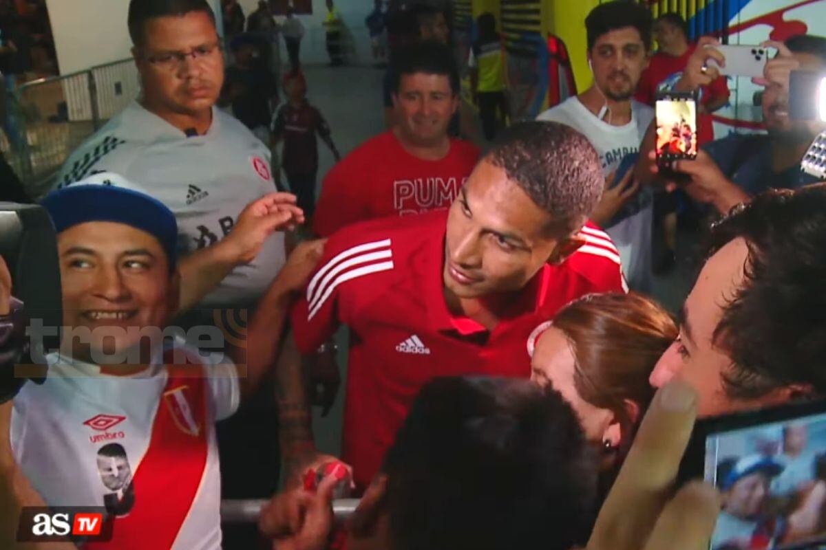 Paolo Guerrero se marchó de Chile dejando este mensaje sobre la selección peruana