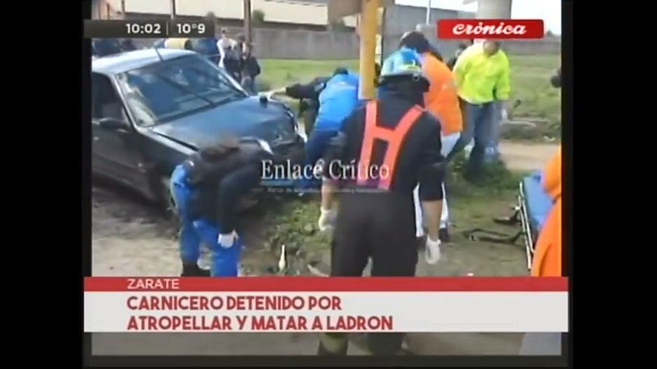 Un carnicero de Argentina mató a uno de los ladrones que atracó su negocio. (YouTube)