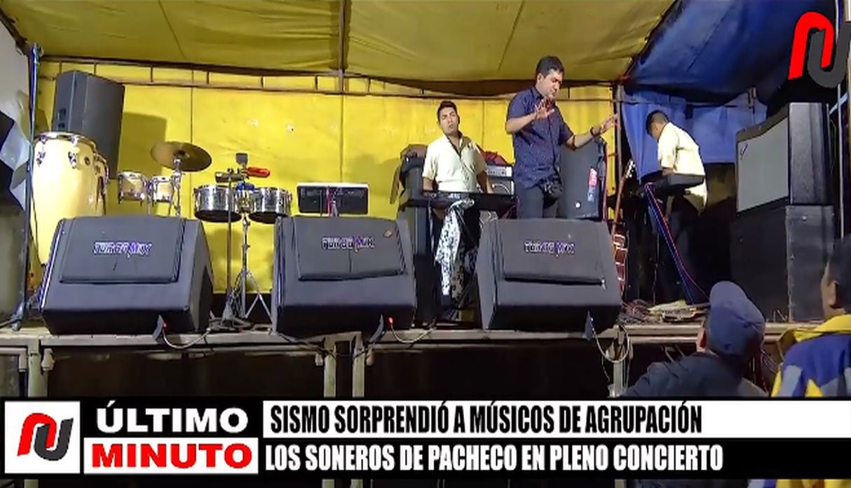 Músicos pararon el concierto por sismo en Loreto, pero los asistentes exigieron que sigan cantando. (Capturas: Facebook)