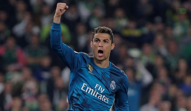 Real Madrid ganó 5-3 a Real Betis con golazos Cristiano Ronaldo y Benzema por la Liga Santander