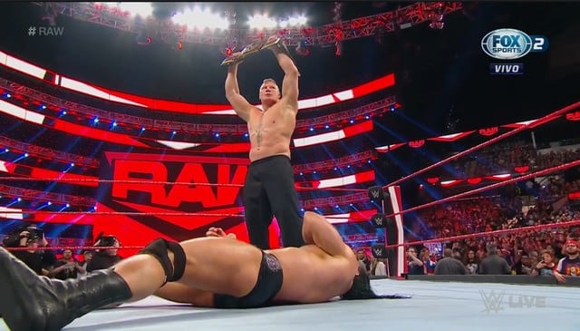 'La Bestia' atacó a traición a  Drew McIntyre. (WWE)