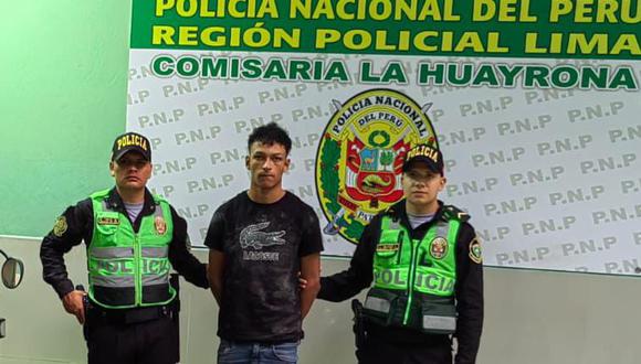 Venezolano fue intervenido con una pistola y a bordo de una mototaxi, con la cual intentó escapar de la Policía.