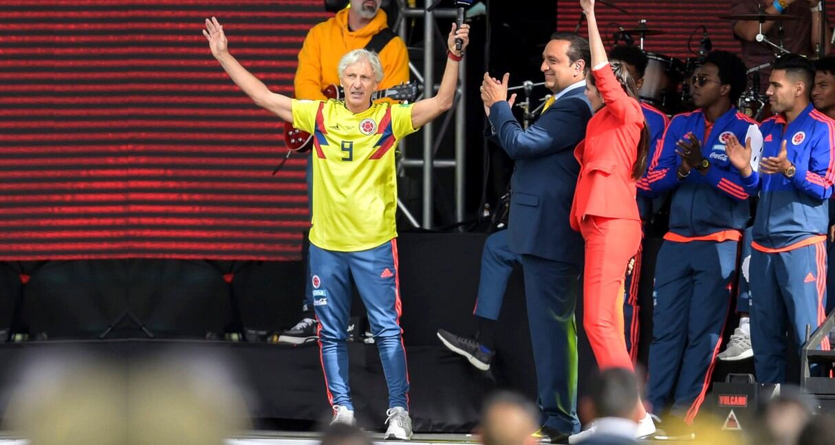 José Pékerman dedicó palabras a hinchas colombianos que recibieron ala selección en El Campín