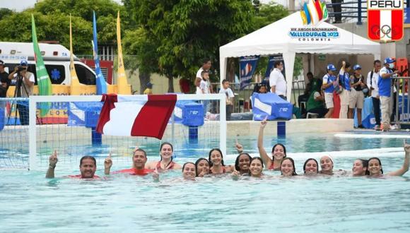 Equipo peruano femenino de polo acuático Juegos Bolivarianos ganó medalla de oro. (Foto: COP)