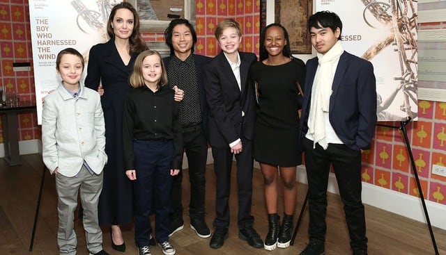 La actriz Angelina Jolie reapareció en la escena pública al lado de sus seis hijos con Brad Pitt. (Foto: AFP)