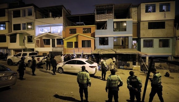 La policía llegó a su domicilio en el distrito San Juan de Miraflores. Fotos: Joel Alonzo/ @photo.gec