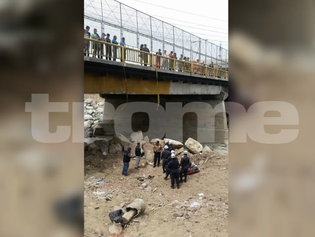 Hallan cadáver de mujer bajo el puente Dueñas en San Martín de Porres
