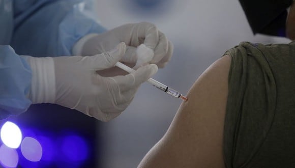 La inmunización del nuevo grupo etario responde a la poca asistencia en la vacunatón, (Foto: GEC)