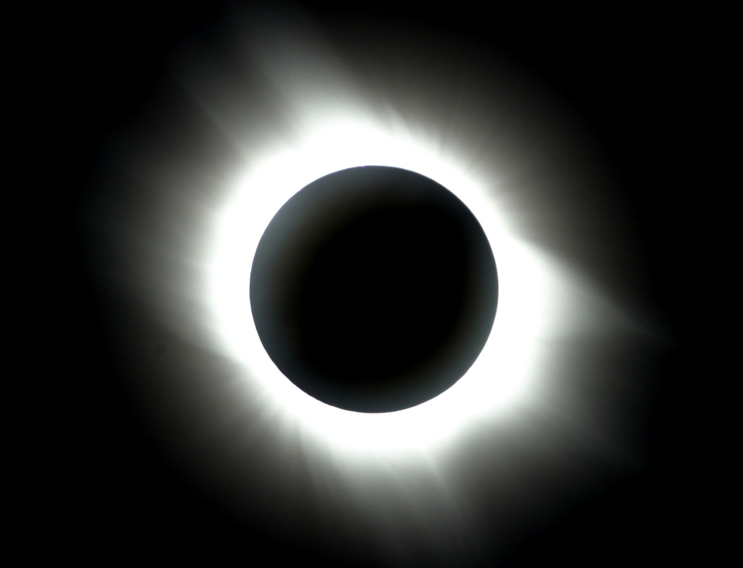 El eclipse solar tendrá lugar este lunes. El fenómeno natural también se podrá ver en Perú, desde Loreto.
