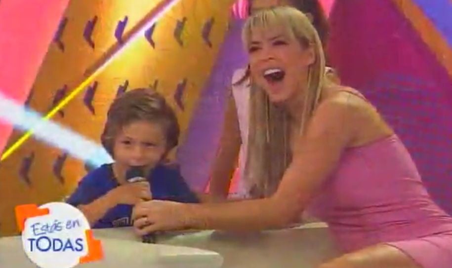 Sheyla Rojas fue sorprendida por su hijo 'Antoñito' en pleno programa en vivo