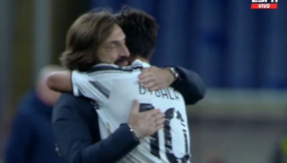 Paulo Dybala celebró con Andrea Pirlo su gol a Genoa