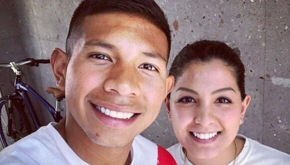 Ana Siucho junto a su esposo, el futbolista Edison Flores. (Foto: @ana_siucho53)