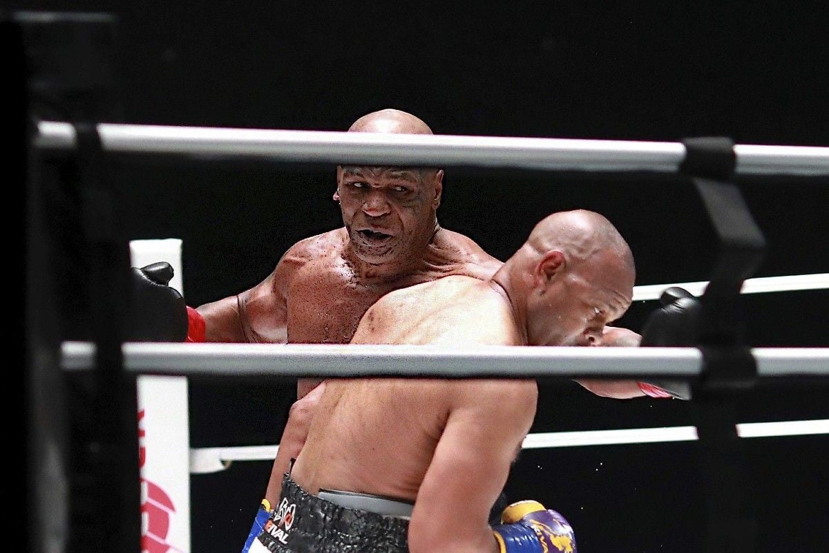 A los 54 años Mike Tyson dio una buena demostración de boxeo. (Agencias)