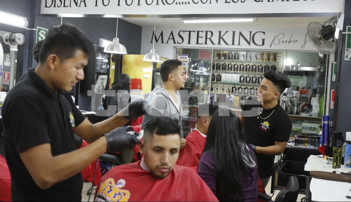 Asaltan escuela de barbería en Los Olivos