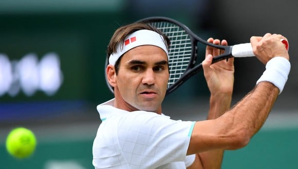 Roger Federer no logra salir de su lesión en la rodilla. (Foto: Reuters)