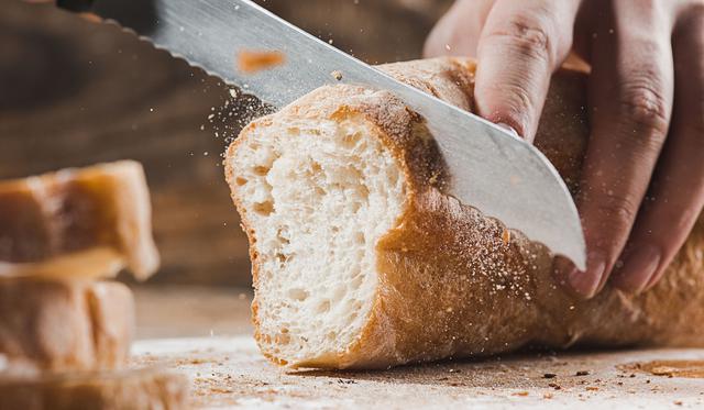 ¿Engorda más la miga o la corteza del pan? Aquí te contamos la verdad