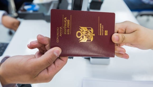 Viajeros pueden acceder a citas adicionales para tramitar pasaporte todos los sábados en la noche. (Foto: Andina)