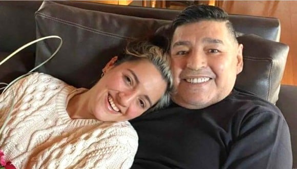 Tercera hija Maradona en medio de la polémica (Foto: @janamaradona)
