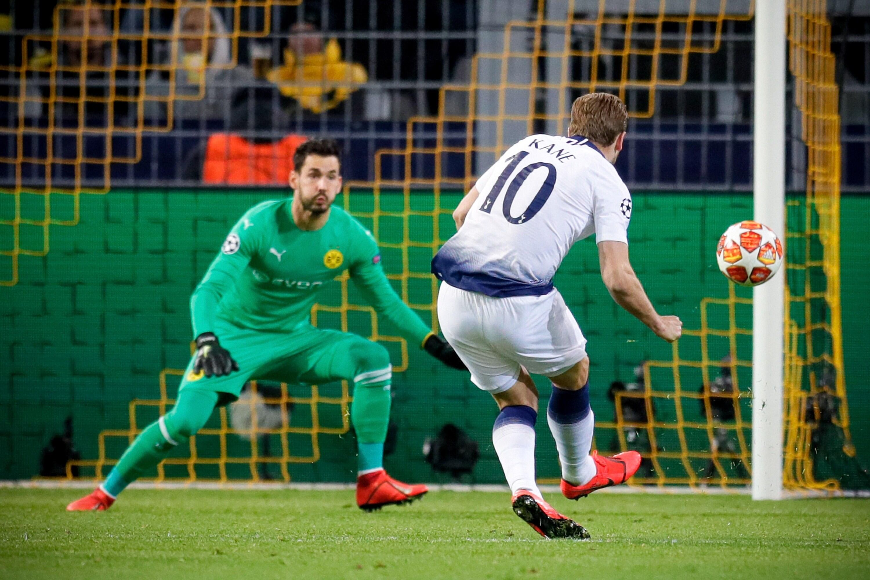 Harry Kane anota gol y sella clasificación de Tottenham