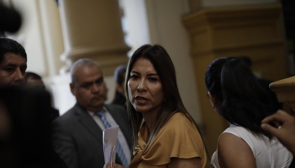 La congresista Mónica Saavedra aseguró estar a favor de la eliminación de la inmunidad parlamentaria. (Foto: GEC)