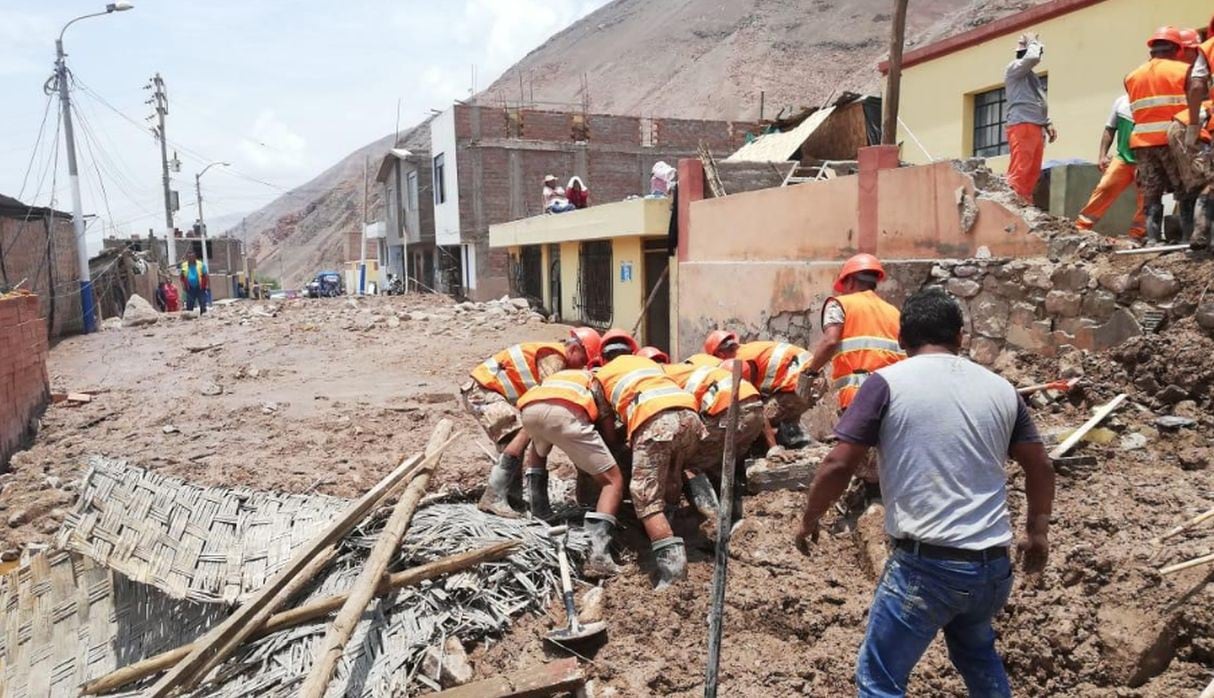 Declaran en Emergencia Aplao, Quequeña y Río Grande por fuertes huaicos y lluvias. Foto: Twitter / MINDEF PERÚ
