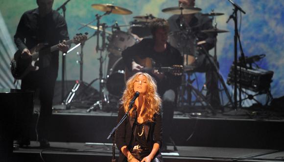 La célebre cantante Celine Dion sufre una enfermedad neurológica que le ha obligado a cancelar su gira europea de 2023: el síndrome de la persona rígida. (Foto: JEWEL SAMAD / AFP)