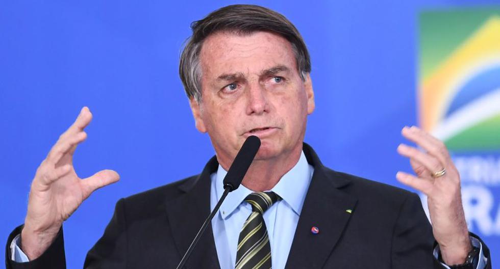 Jair Bolsonaro también rechazó, como afirman sectores de la oposición, que la intención de ampliar los subsidios sociales a partir de enero tenga objetivos políticos y pretenda apuntalar su posible reelección en 2022. (EVARISTO SA / AFP)