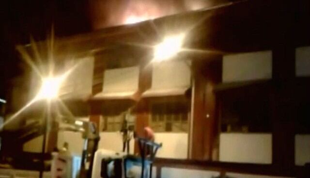 Voraz incendio consumió colegio de Tocache durante celebración de aniversario
