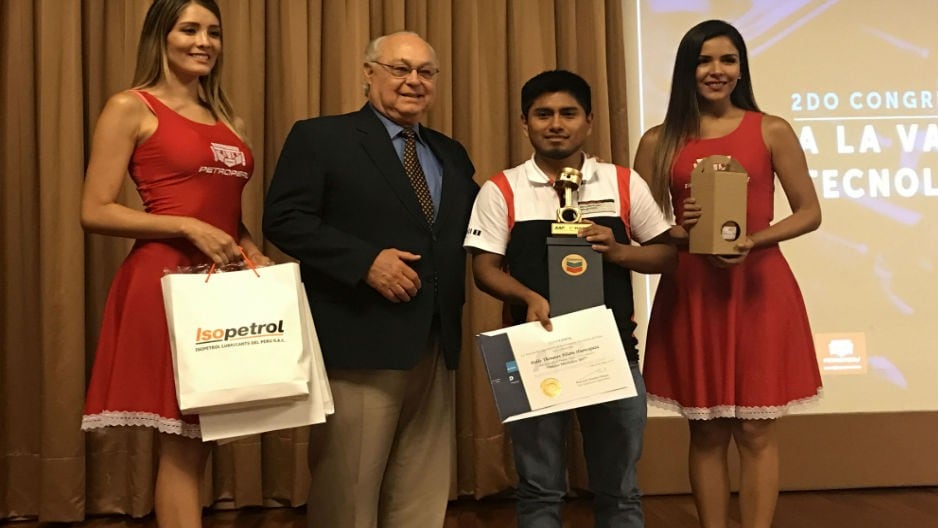 Eligen al 'Mejor mecánico del año', en concurso organizado por la Asociación Automotriz del Perú. Evento fue parte de de las celebraciones por el 'Día del Mecánico' y buscó revalorar esta carrera.