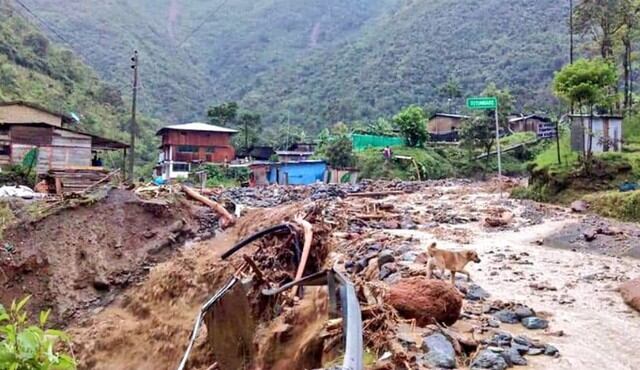 Cuatro desaparecidos y 20 viviendas afectadas tras fuerte huaico en Calicanto. Foto: Twitter / Joaquin Dipas