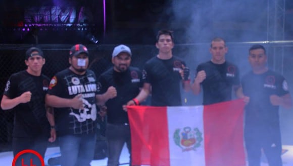 Jesús Pinedo, del equipo de Iván ´Pitbull', sometió a peleador local en Ecuador. (Facebook)