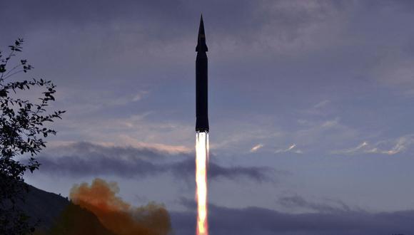 Perú condena lanzamiento del nuevo misil intercontinental de Corea del Norte. (Foto:  KCNA VIA KNS / AFP)