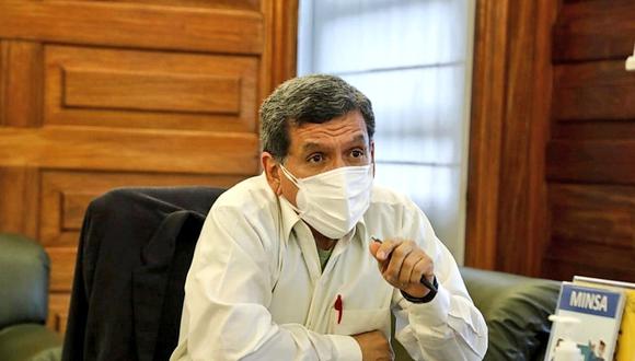 Ministro de Salud, Hernando Cevallos, se encuentra en el ojo de la tormenta.
