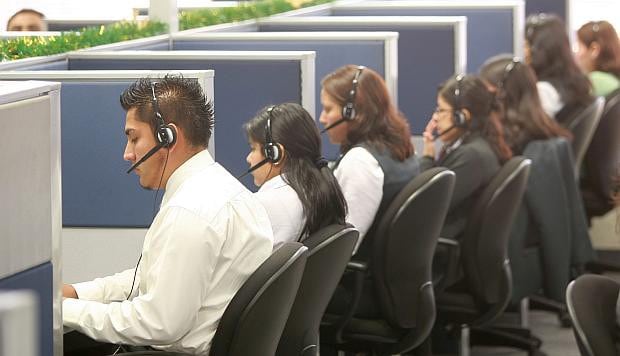 Los call center ya no podrán comunicarse con consumidores para promover productos o servicios sin previo consentimiento. (Foto: USI)