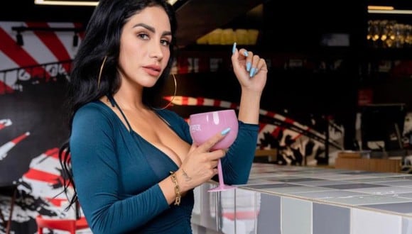 Leysi Suárez asegura que su esposo no se pone celoso por shows candentes.