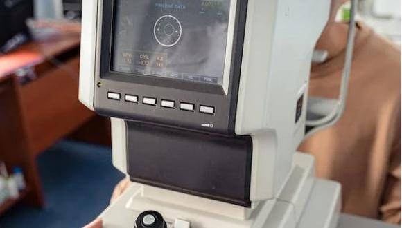 Es importante hacerse evaluaciones  periódicas de los ojos con un  oftalmólogo para detectar el glaucoma en sus primeras etapas, cuando es  más fácil de tratar. Foto: Pexels.