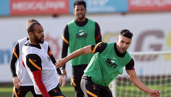 Radamel Falcao y una lesión más que lo alejará de las canchas por varios días. Lleva 8 goles en 14 partidos de la presente temporada de la Superliga de Turquía.