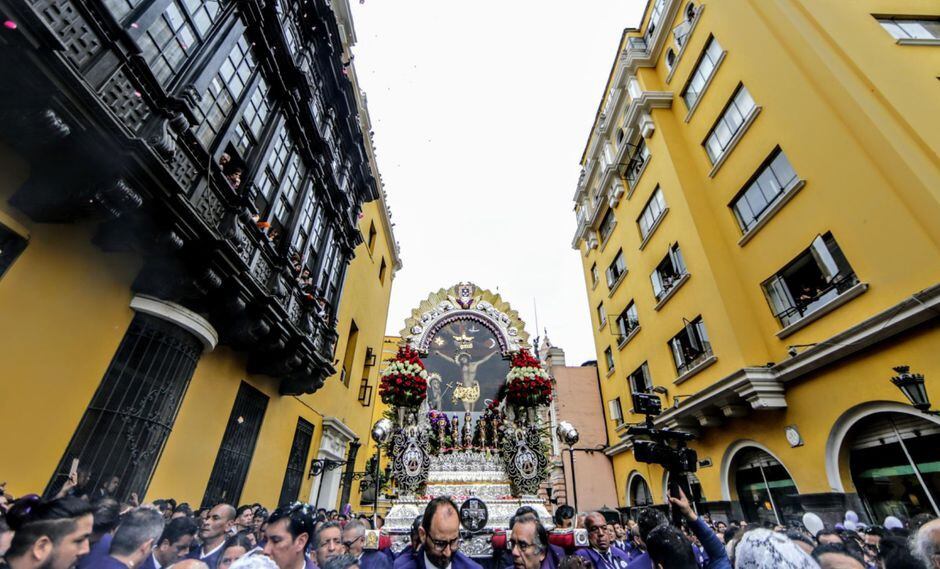 Municipalidad de Lima informó que desplegará a 1.600 miembros del serenazgo durante los recorridos procesionales. (Foto: Andina)