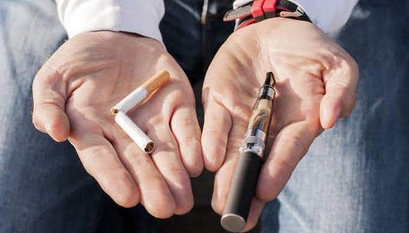 Sí existen diferencias entre el humo del cigarrillo tradicional y el vapor que emiten los vapeadores. (Foto: Archivo)