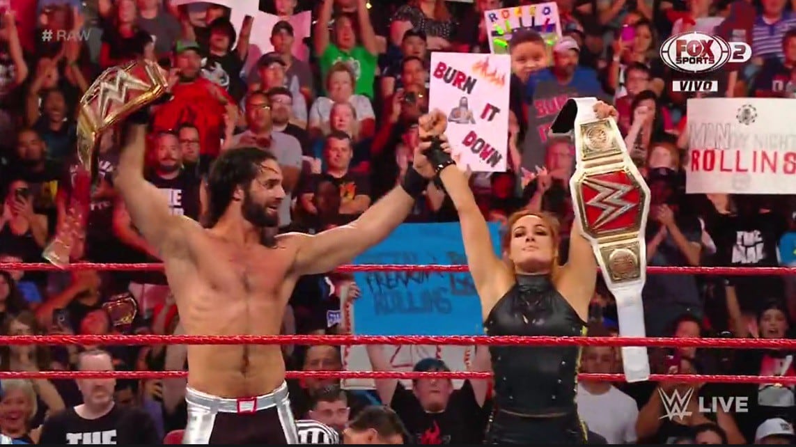 Becky Lynch y Seth Rollin son la pareja del momento en WWE. (Captura Fox Sports 2)