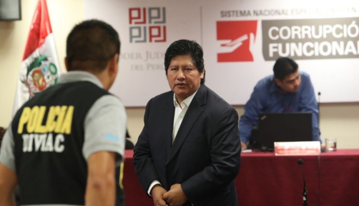 Edwin Oviedo, presidente de la Federación Peruana de Fútbol (FPF), dijo que tiene "derecho a enfrentar este proceso en libertad". (Fotos: Rolly Reyna)