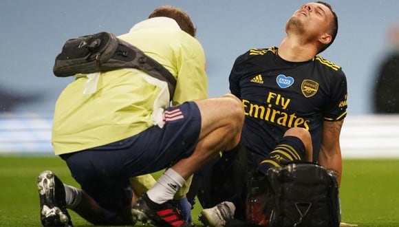 Xhaka salió lesionado a los 8 minutos de juego en el Arsenal vs. Manchester City. (Foto: Reuters)