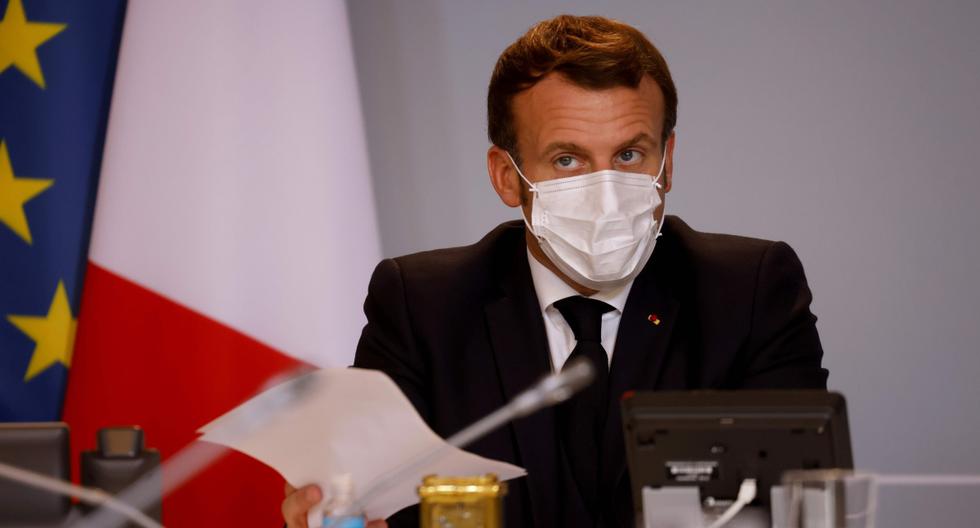 Emmanuel Macron, diagnosticado ayer, se aisló poco después en La Linterna, una residencia presidencial situada en el complejo palaciego de Versalles, en las afueras de París. (AFP / POOL / Ludovic MARIN).