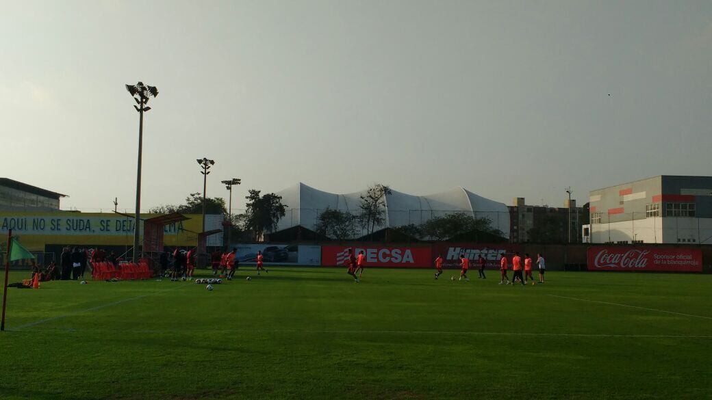 Selección peruana entrena pensando en Ecuador.  (José 'Huachano' Lara)